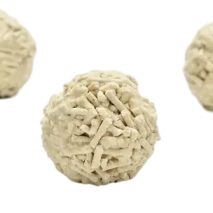 White clumped tofu cat litter ball – easy to scoop, flushable, and eco-friendly by ISEMIPET