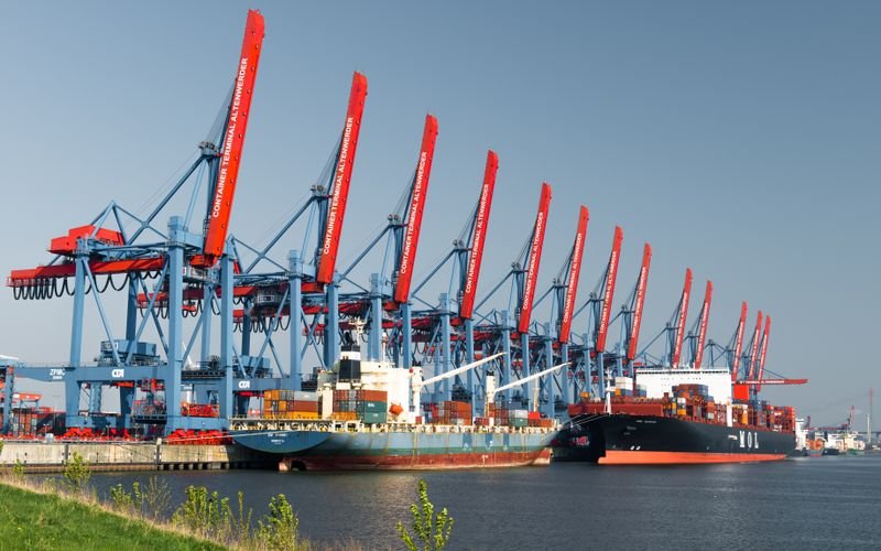 Container loading: 40HQ vs 20GP for palletised pet products